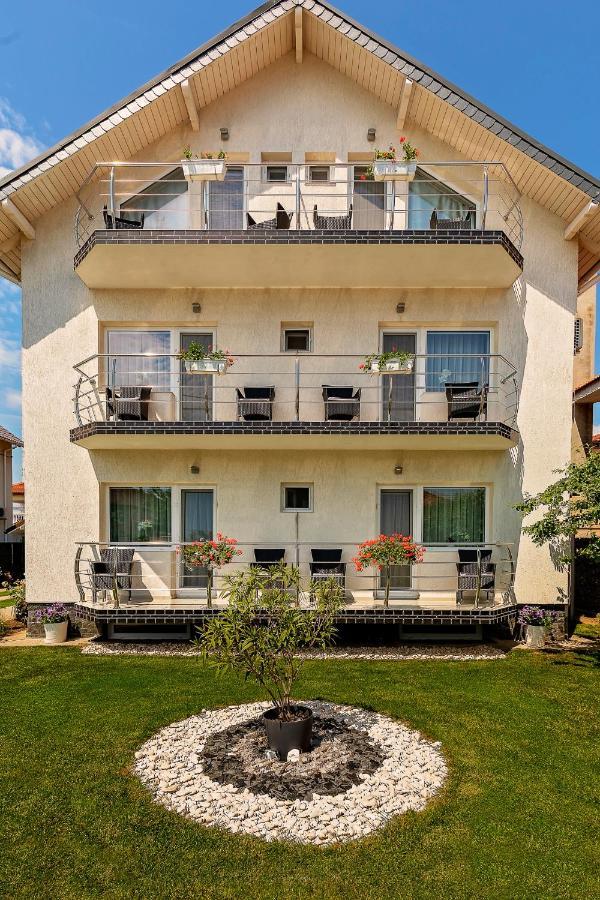 Vila Mosel 2 Mai Ngoại thất bức ảnh